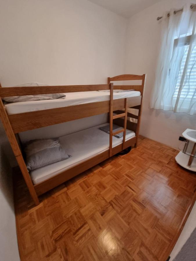 Apartment Matej Trogir Bagian luar foto