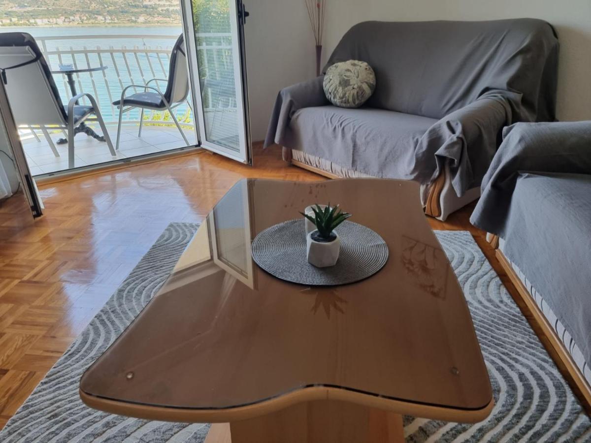 Apartment Matej Trogir Bagian luar foto