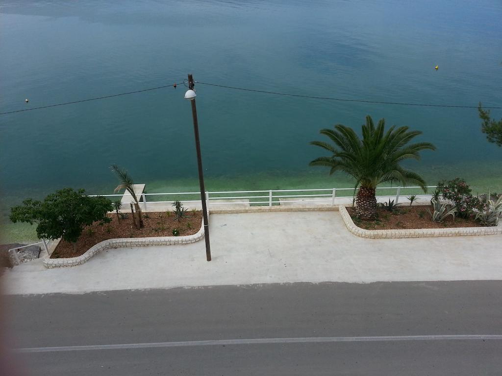 Apartment Matej Trogir Ruang foto